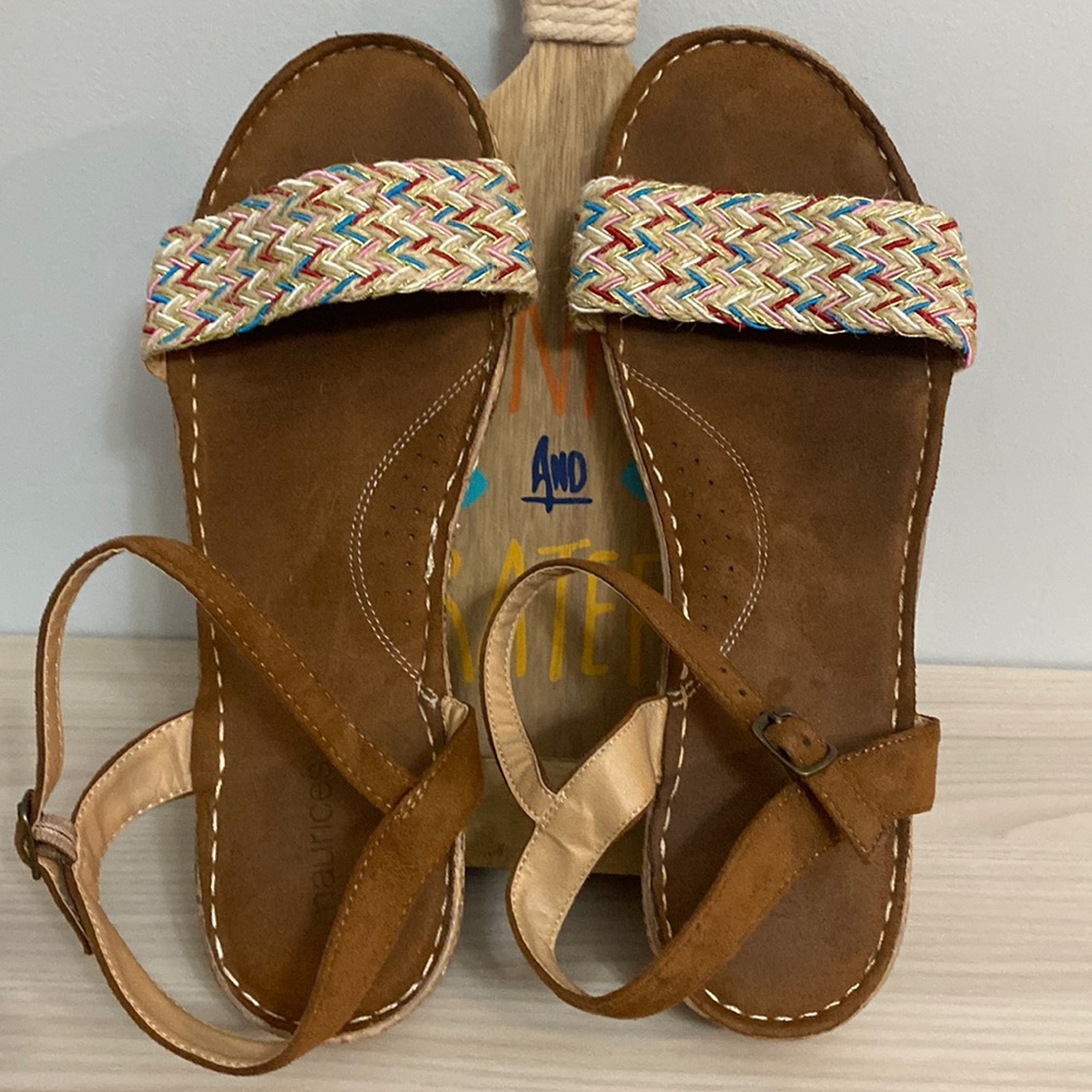 Maurices Ariana woven womens ankle straps sandals size 11